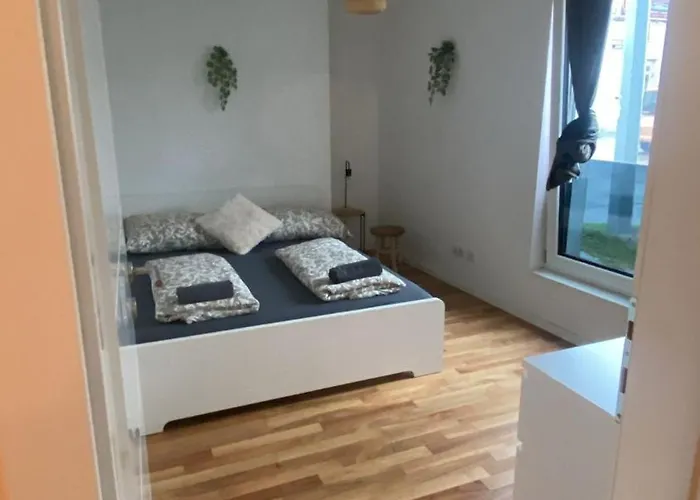 Modern 2-bedroom With Free Parking * וינה