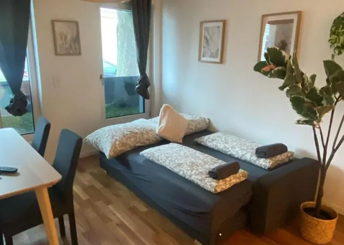 Modern 2-bedroom With Free Parking *